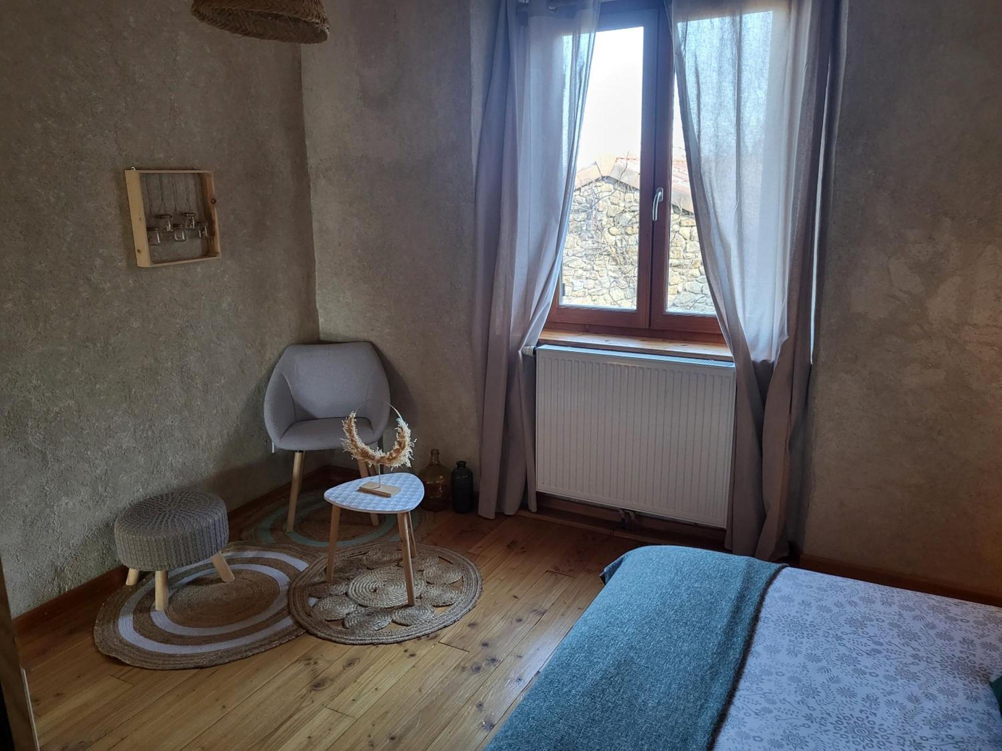 Hotel Le Grenier à Blé Satillieu Habitación foto